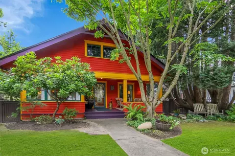 5053 42nd Ave SW, Seattle, WA 98136