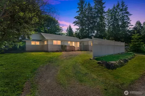11319 86th Ave E, Puyallup, WA 98373