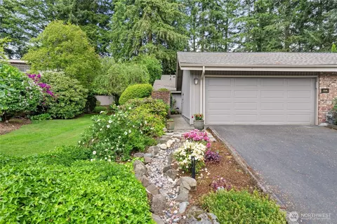 114 143rd Pl NE, Bellevue, WA 98007
