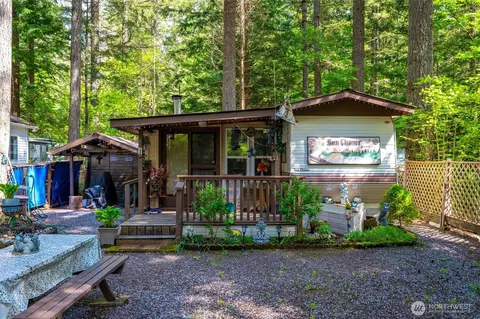 117 6 Riverside Dr, Deming, WA 98244