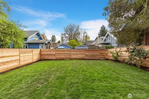 3011 E Cherry St, Seattle, WA 98122 photo 30