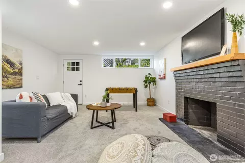 3011 E Cherry St, Seattle, WA 98122 photo 22