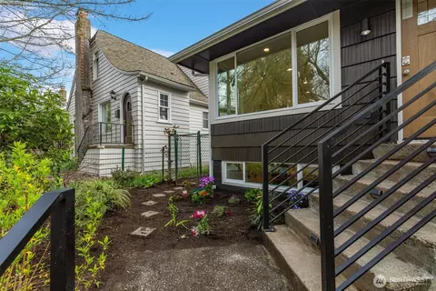 3011 E Cherry St, Seattle, WA 98122 photo 34