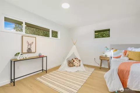 3011 E Cherry St, Seattle, WA 98122 photo 17