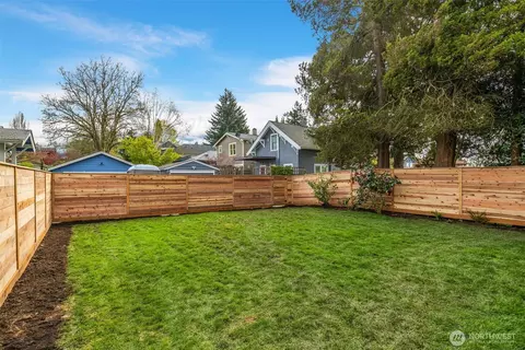 3011 E Cherry St, Seattle, WA 98122 photo 29