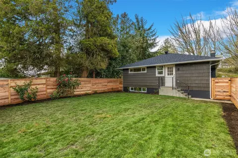 3011 E Cherry St, Seattle, WA 98122 photo 31