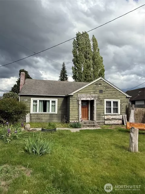 1030 Beach Ave, Marysville, WA 98270