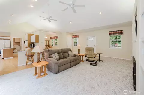 7729 SE Willock Rd, Olalla, WA 98359 photo 9