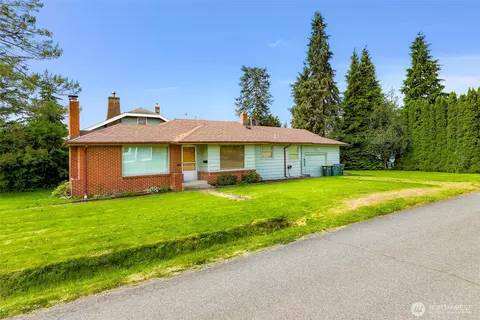 420 E Connecticut St, Bellingham, WA 98225