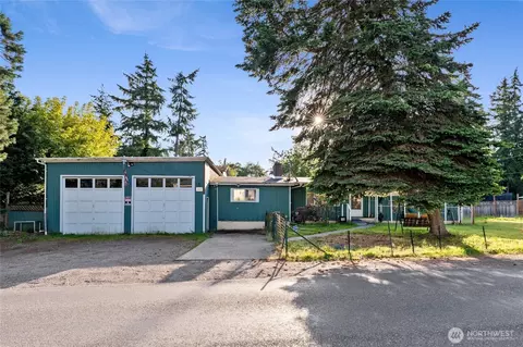 6806 44th Ave E, Tacoma, WA 98443
