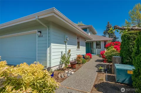 4852 N Village Ln, Bellingham, WA 98226