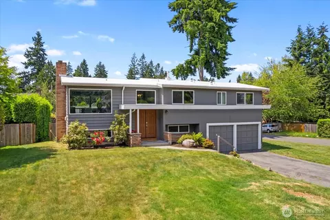 22606 87th Ave W, Edmonds, WA 98026