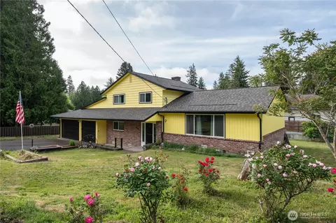 909 Fairway Ln, Aberdeen, WA 98520