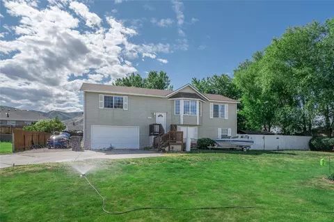 1722 Lincoln Park Cir, Wenatchee, WA 98801