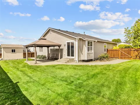 Exterior - 1209 Nunnally Ave NW, Orting, WA 98360 photo 8 of 9