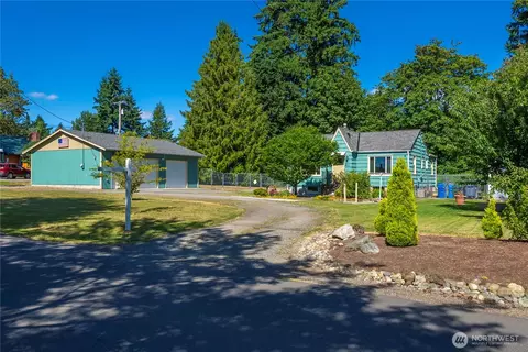4211 108th Ave E, Edgewood, WA 98372