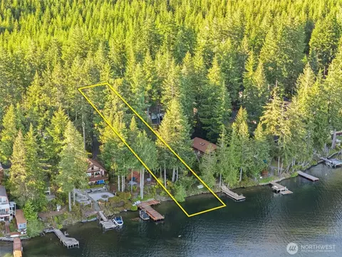 1380 E Mason Lake Dr W, Grapeview, WA 98546