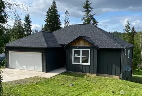 118 Timberline Dr, Castle Rock, WA 98611