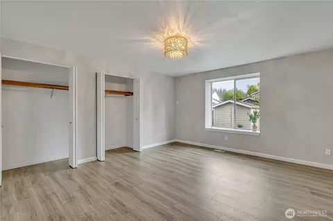 906 Olsen Pl, Enumclaw, WA 98022 photo 20