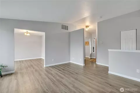 906 Olsen Pl, Enumclaw, WA 98022 photo 10