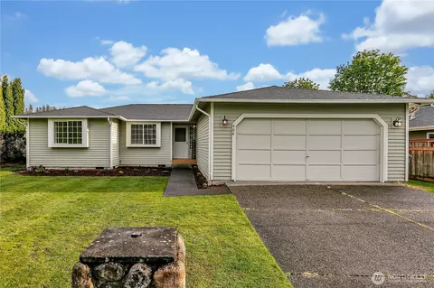 906 Olsen Pl, Enumclaw, WA 98022 photo 3