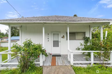2162 Harvard St, Raymond, WA 98577 photo 3