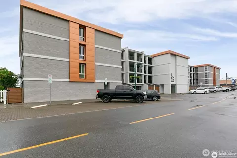 610 Front St #407, Mukilteo, WA 98275