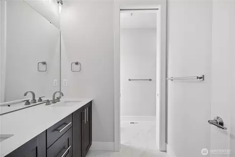 Bath - 18809 99th Pl NE #B, Bothell, WA 98011 photo 2 of 4