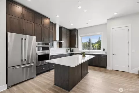 Kitchen - 18809 99th Pl NE #B, Bothell, WA 98011 photo 1 of 4