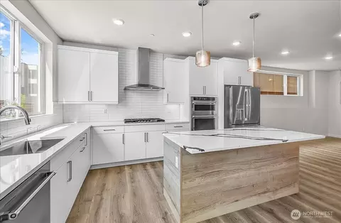 Kitchen - 8922 NE 173rd Pl #A, Bothell, WA 98011 photo 1 of 2