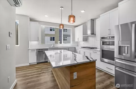 Kitchen - 8922 NE 173rd Pl #A, Bothell, WA 98011 photo 2 of 2