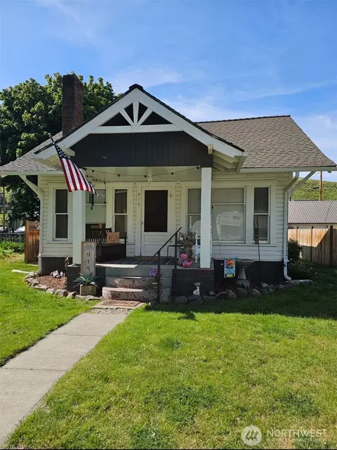 914 Pataha St, Pomeroy, WA 99347