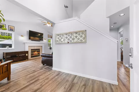 140 E Mountain View Dr, Allyn, WA 98524 photo 6