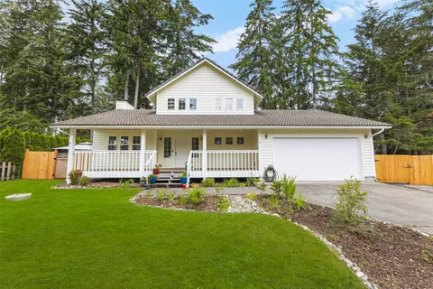 140 E Mountain View Dr, Allyn, WA 98524