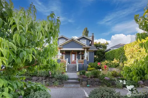 528 N 83rd St, Seattle, WA 98103