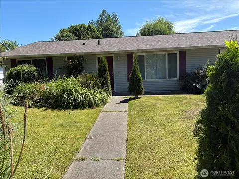 114 Alder Ln N, Pacific, WA 98047