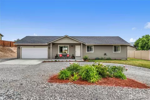 3260 First St SE, East Wenatchee, WA 98802