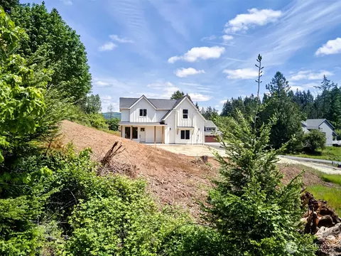 117 Witherbee Rd, Kelso, WA 98626