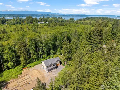 36671 Tamarack Dr NE, Hansville, WA 98340