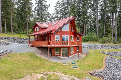 3036 Angela Ln, Oak Harbor, WA 98277