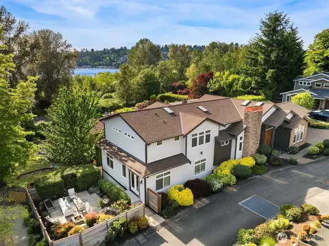 10022 NE 110th St, Kirkland, WA 98033