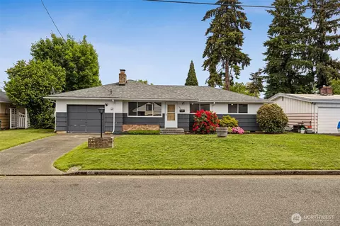 609 11th St SE, Puyallup, WA 98372