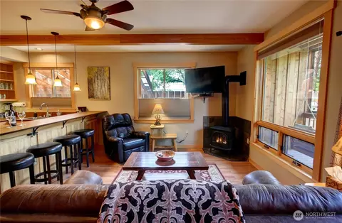Living - 140 Twisp Ave W #101, Twisp, WA 98856 photo 5 of 6