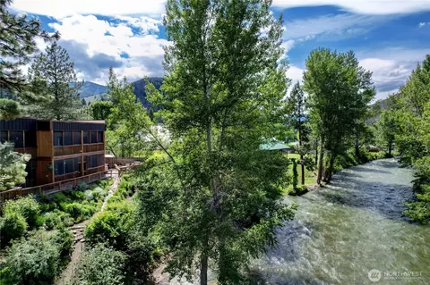 View/Area - 140 Twisp Ave W #101, Twisp, WA 98856 photo 1 of 2