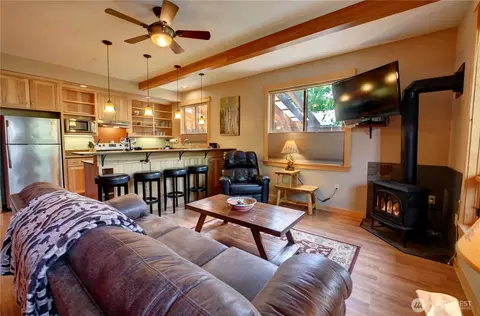 Living - 140 Twisp Ave W #101, Twisp, WA 98856 photo 4 of 6