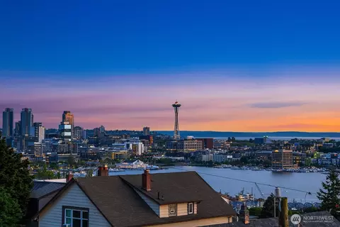 View/Area - 2222 Broadway E, Seattle, WA 98102 photo 2 of 2