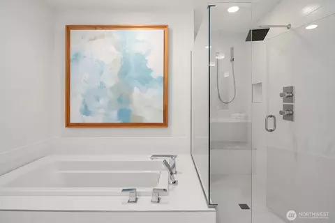 Bath - 2222 Broadway E, Seattle, WA 98102 photo 3 of 5
