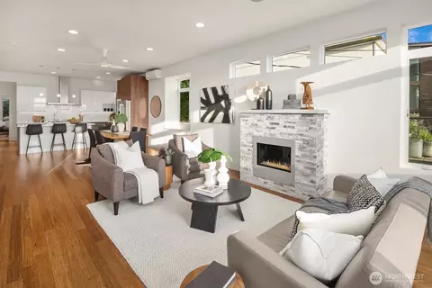 Living - 2222 Broadway E, Seattle, WA 98102 photo 2 of 5