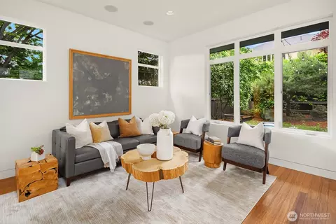 Living - 2222 Broadway E, Seattle, WA 98102 photo 4 of 5
