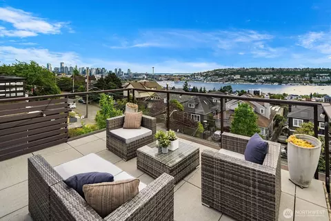 Exterior - 2222 Broadway E, Seattle, WA 98102 photo 3 of 4